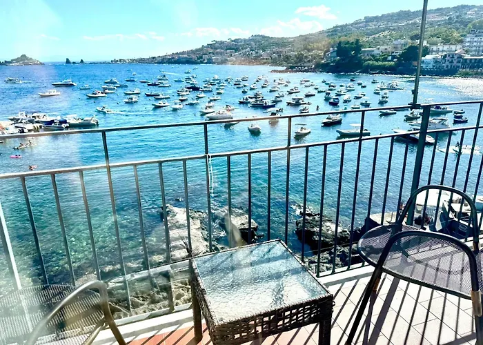 Calmahouse Apartamento Capomulini